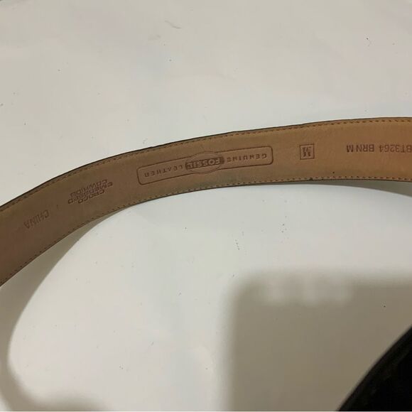 Fossil ‘98 Embossed Leather Southwest Belt, Silver Buckle, Brown, Conchos size M - Picture 6 of 8